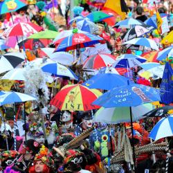 A dunkerque le deguisement militaire interdit pour le carnaval