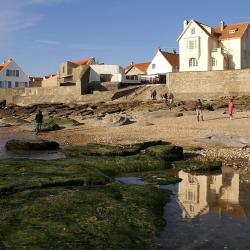 Front de mer du village d audresselles vu de la plage